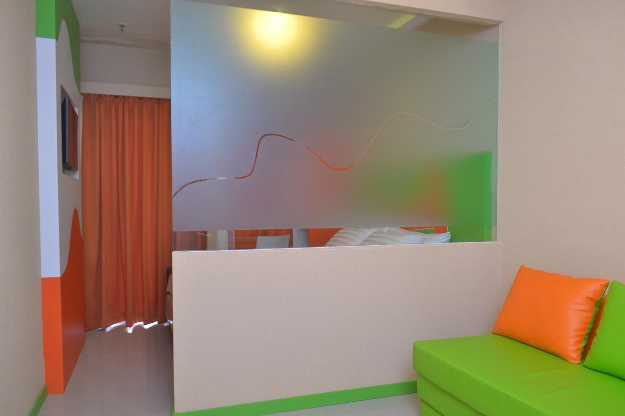 Titanium Express Homtel Hotel Jakarta Luaran gambar