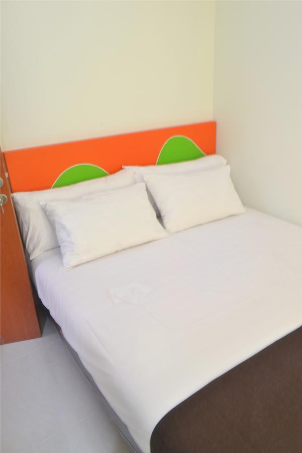 Titanium Express Homtel Hotel Jakarta Luaran gambar